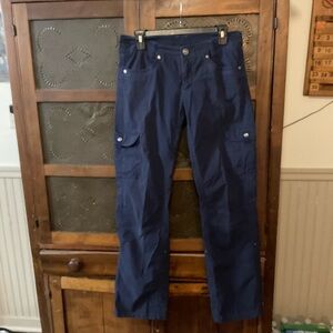 Kuhl Navy Roll Up Cargo Pants 6